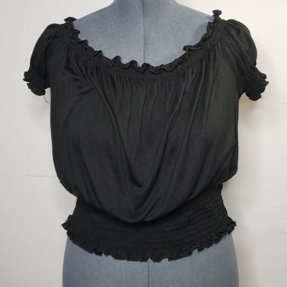 Rue21 Tops - Rue21 Black Crop Top - XL